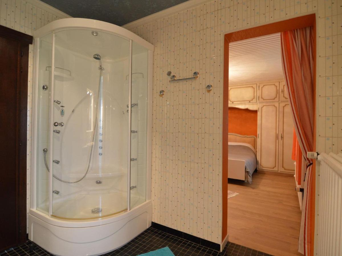 Elegant Villa In Stavelot With Fitness Playroom Eksteriør billede