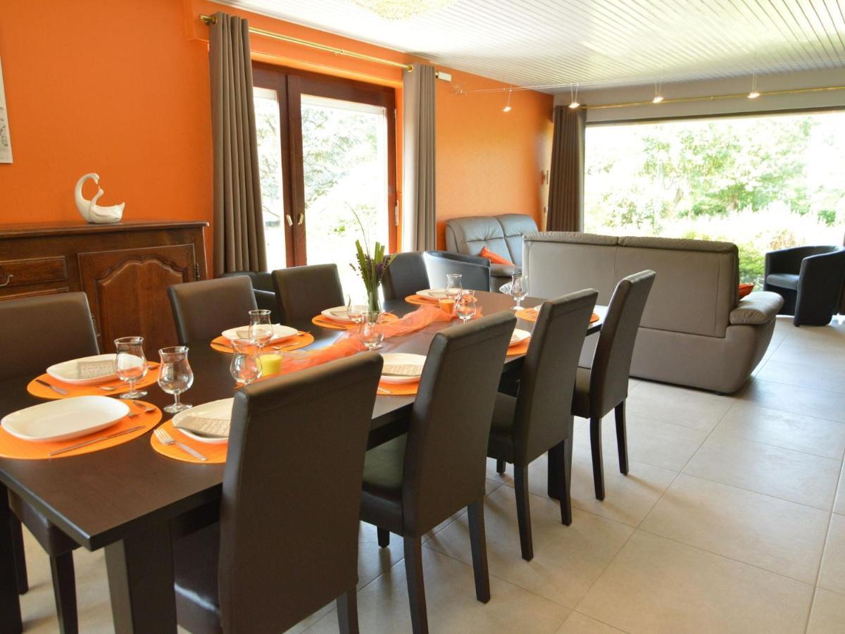 Elegant Villa In Stavelot With Fitness Playroom Eksteriør billede